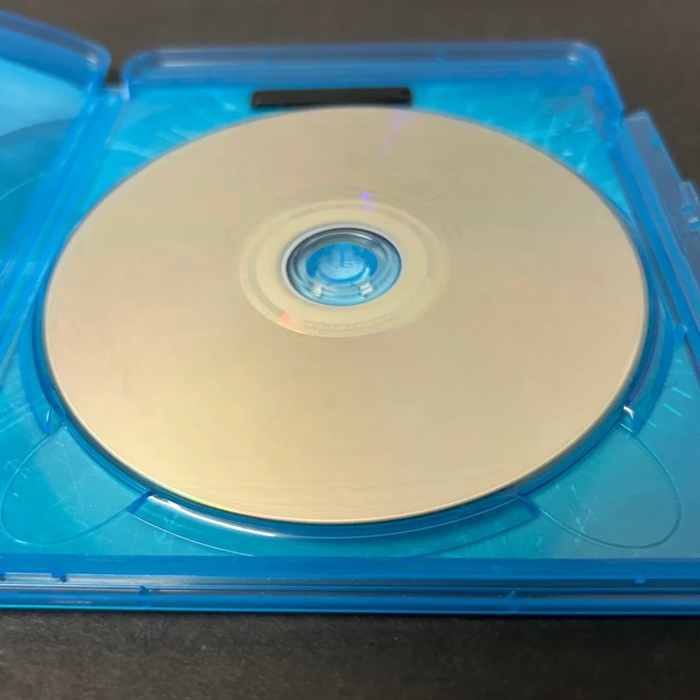 Sony Final Fantasy The Spirits Within Blu-ray Movie Blue Good CGI Sci-Fi Film